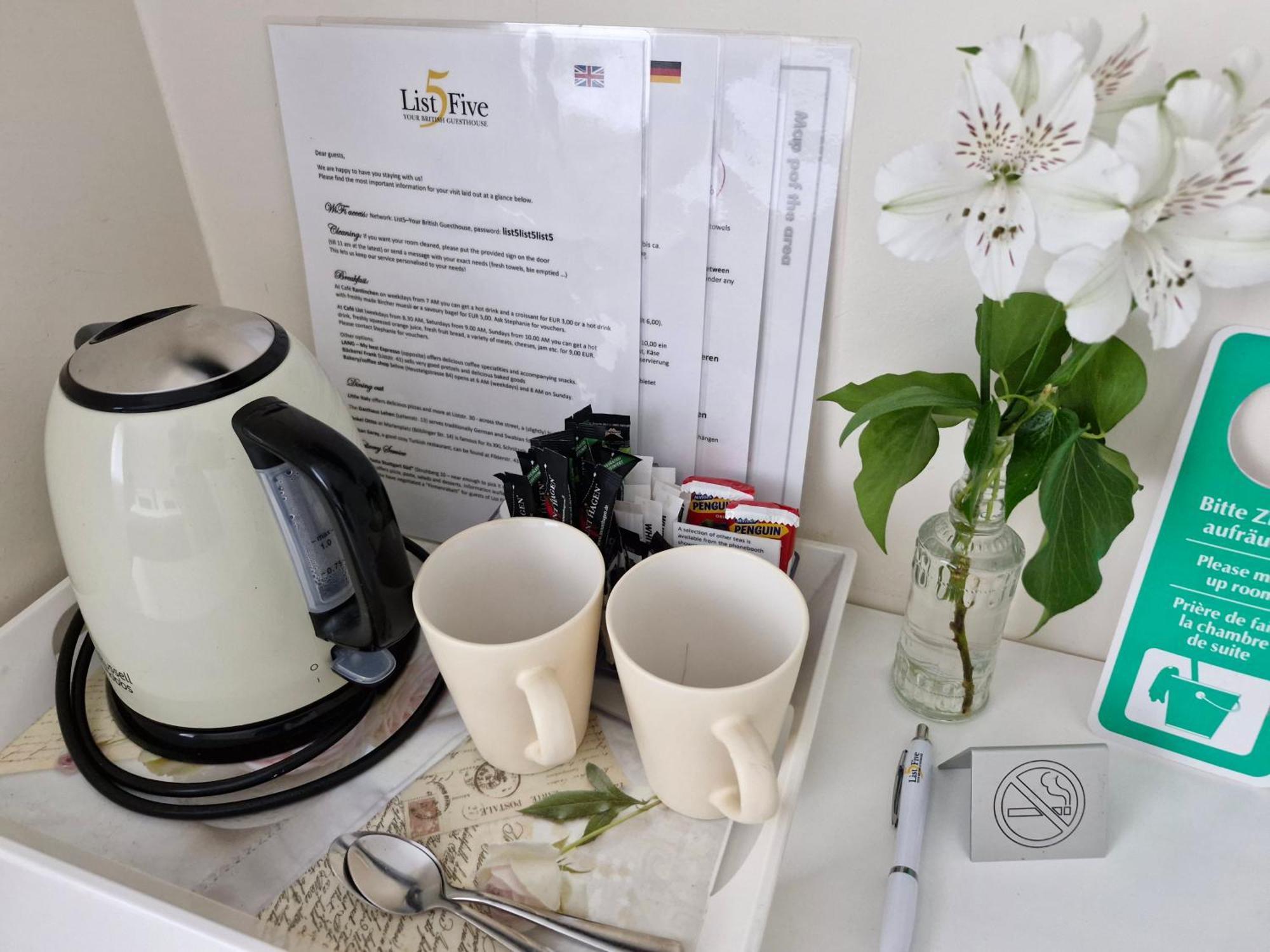 List Five - Your British Guesthouse Stuttgart Ngoại thất bức ảnh